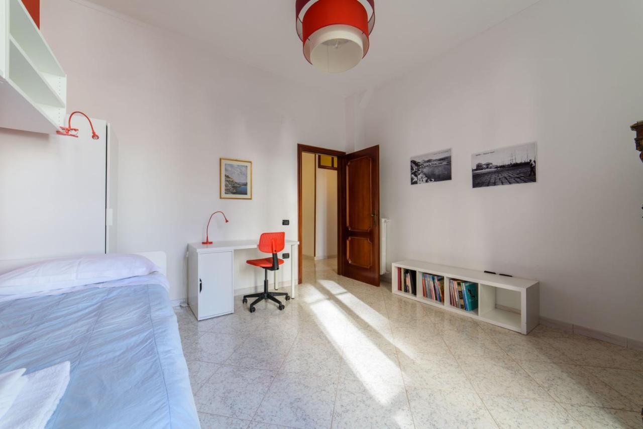 Casa Vacanze “In Centro” Σαλέρνο Εξωτερικό φωτογραφία